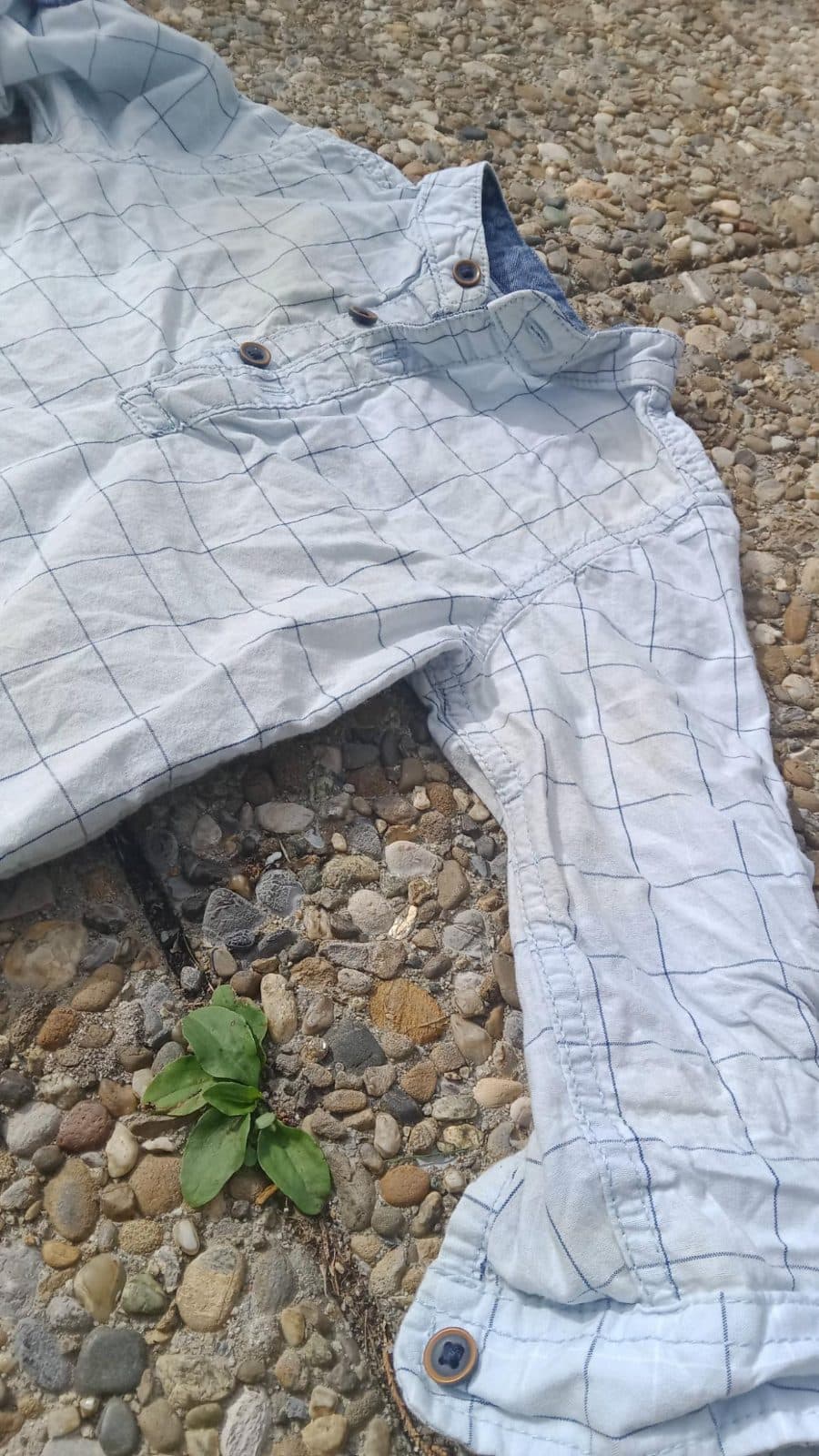 Baby Club Hemd Grösse 86, hellblau kariert leicht verfärbt — Foto 2