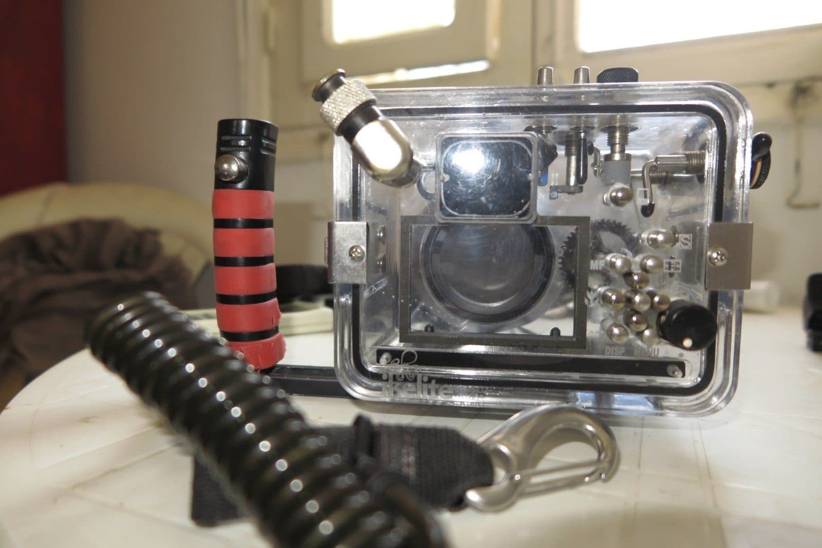 Grosses Unterwasserkamera Set Canon mit Gehäuse und Zubehör — Foto 3